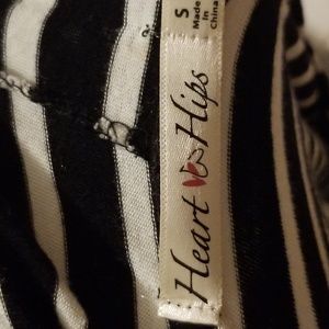 Fashion Nova Dresses - NWOT FASHION NOVA STRIPED HOODIE DRESS Fashion Nova Dresses - NWOT FASHION NOVA STRIPED HOODIE DRESS